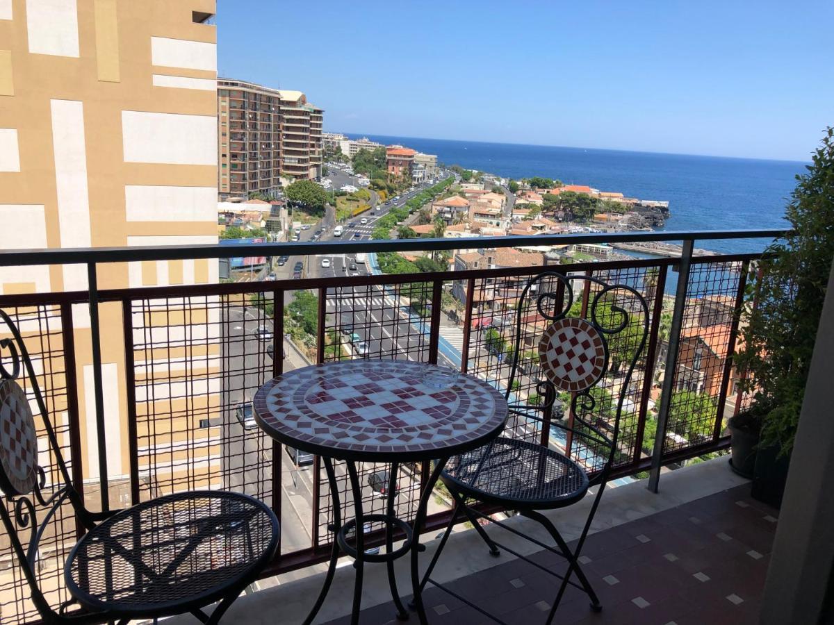 Seascape Rooms Катания Екстериор снимка