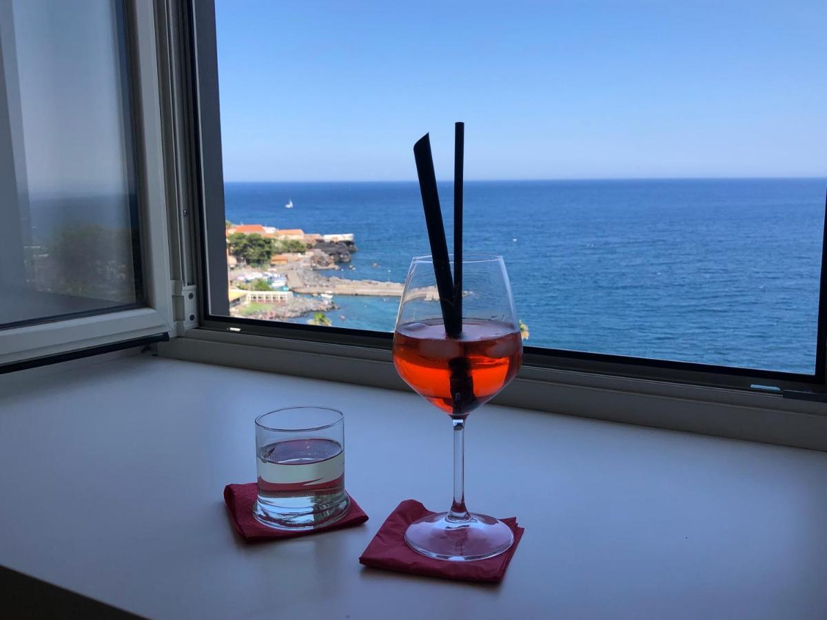 Seascape Rooms Катания Екстериор снимка