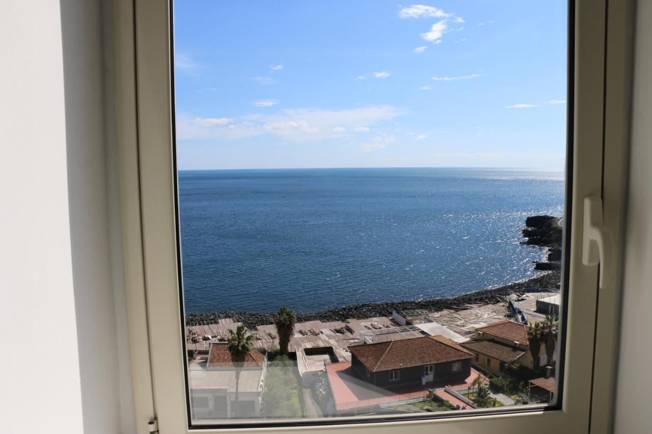 Seascape Rooms Катания Екстериор снимка