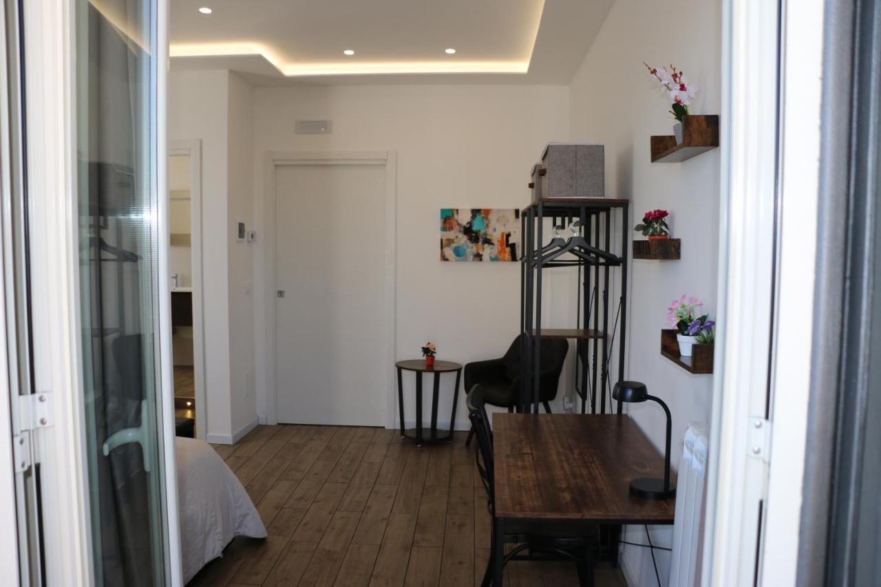 Seascape Rooms Катания Екстериор снимка